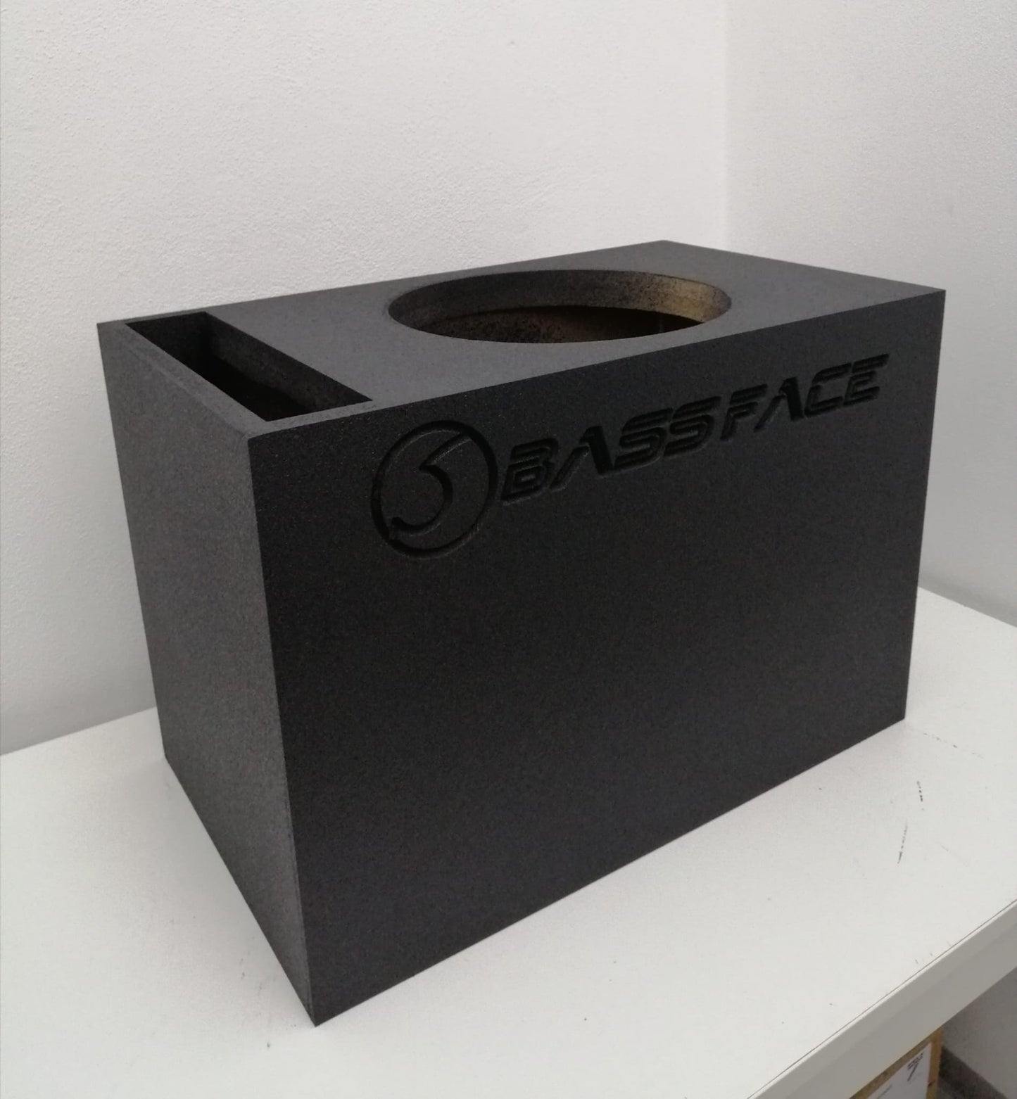 Box Reflex Professionale per subwoofer da 32 cm. in mdf 20 mm. litri 70 - BR12-70